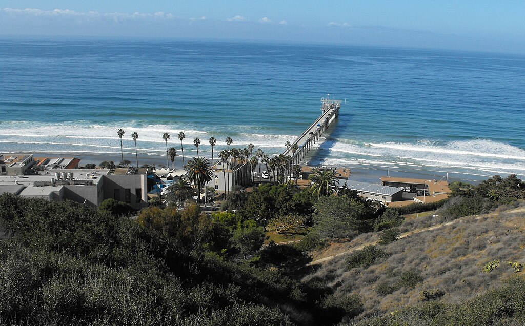 Oceanographic Institute San Diego California - Scrippspier California