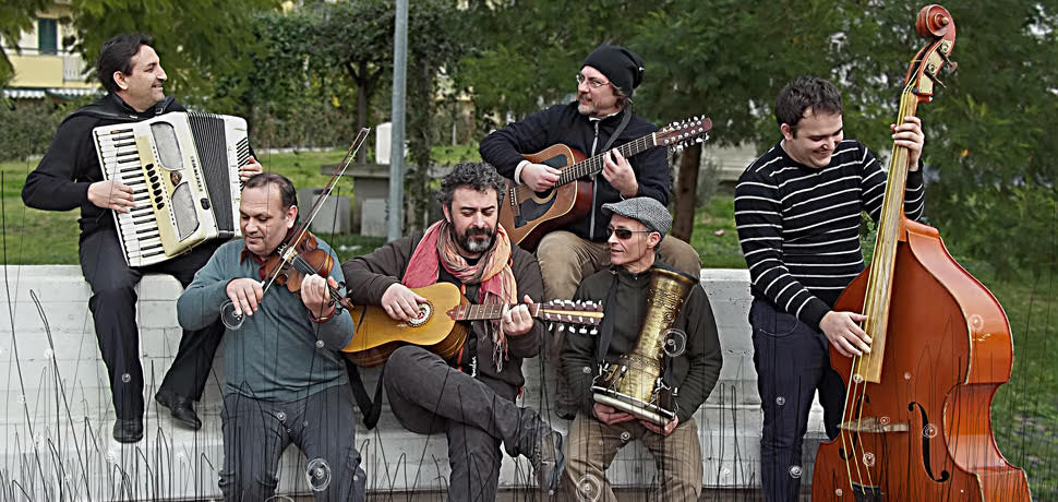 Gitani pezzetti di cavallo al sugo