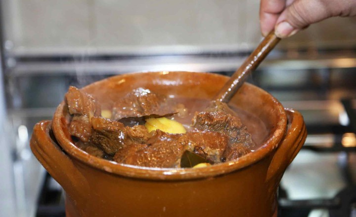 Pezzetti Di Cavallo al sugo pignata