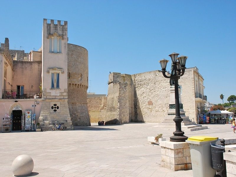 Le mura del Castello di Otranto