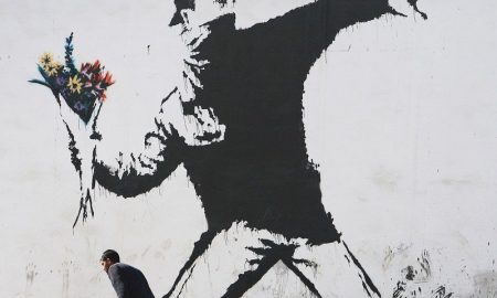 Banksy Alla Cordoaria Nacional - un murales dell'artista