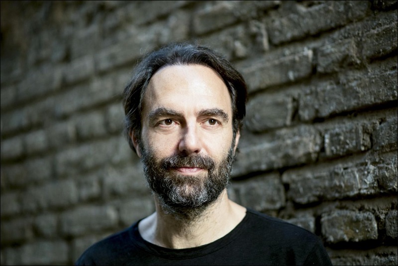 Neri Marcorè