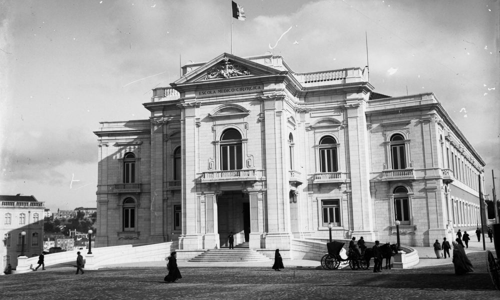 Escola Medicina