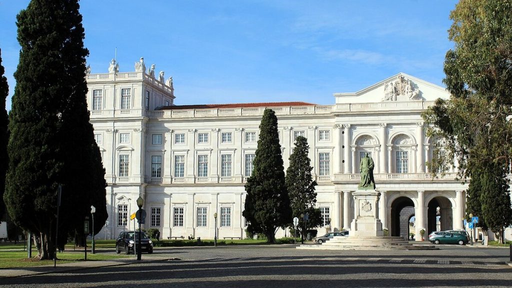 Lisbon Palácio Nacional da Ajuda - Facciata principale