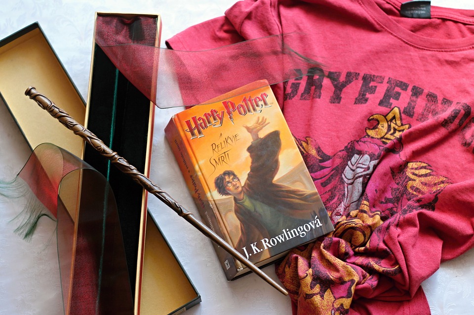 Leggere Harry Potter, un ragazzo normale che diventa speciale