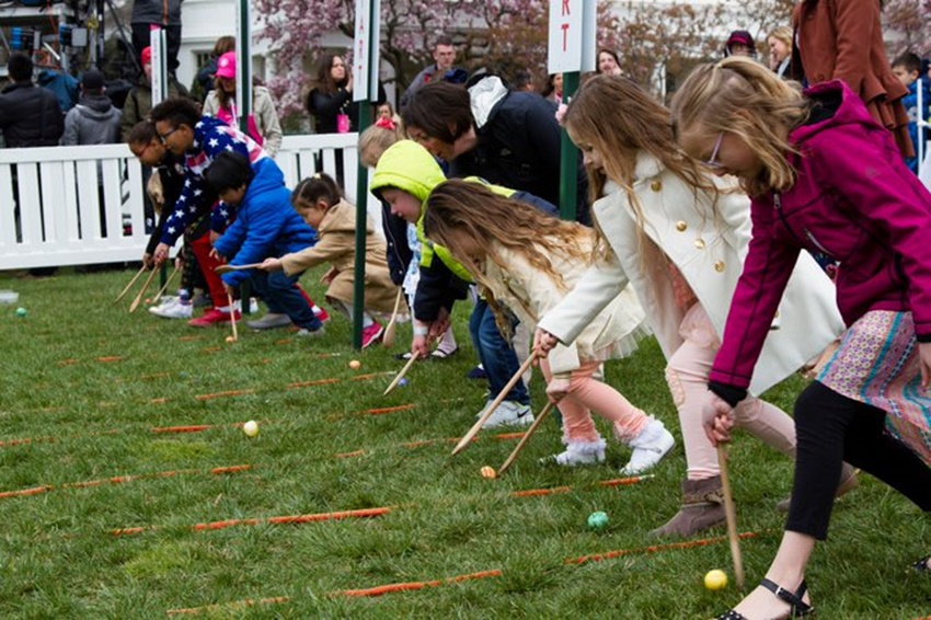 Pasqua in Scozia - Egg Rolling Contest con bimbi