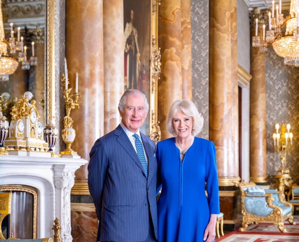 Camilla E Carlo