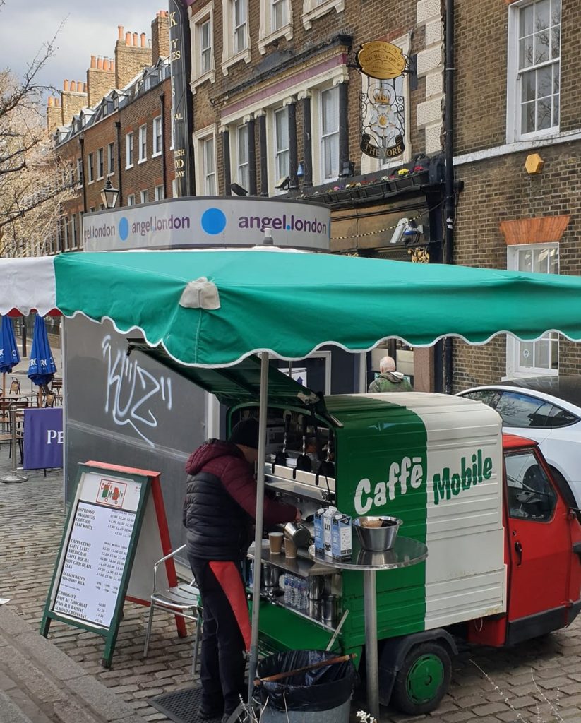Apecar a Londra - Piccola Ape Car per caffè