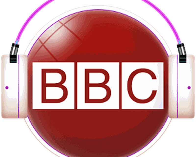 Marinella Soldi nel cda della BBC - Cuffia della radio