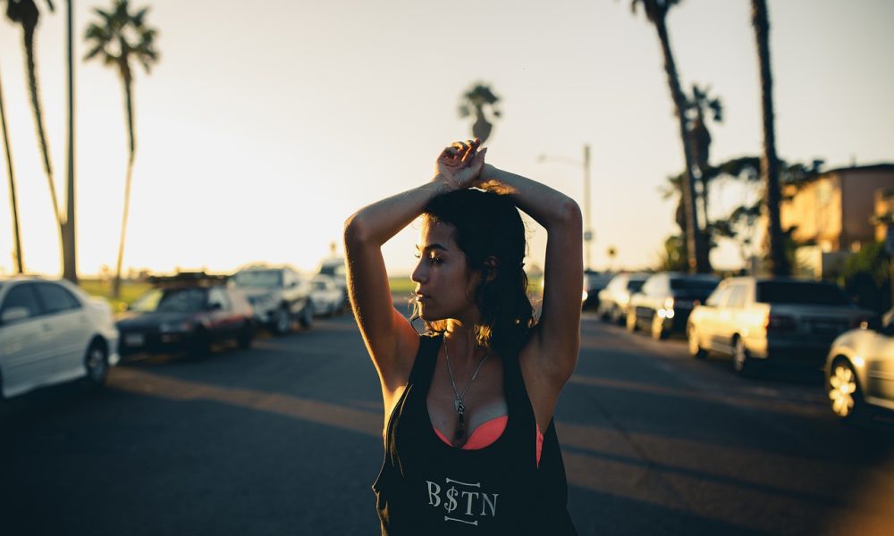 Vita notturna a Los Angeles - Ragazza A Los Angeles in foto