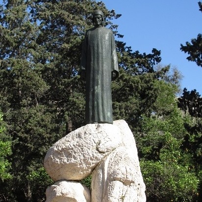 Statua di Dante a Floriana