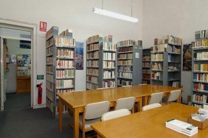 biblioteca IIC la Valletta