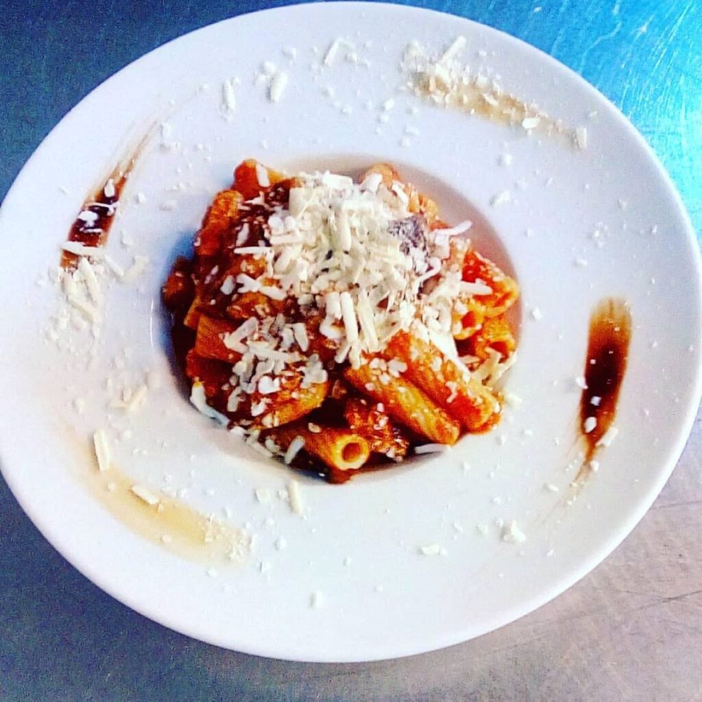 pasta alla norma - Plato Blanco