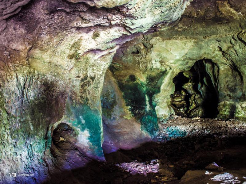 Grotta Dei Pipistrelli. interno
