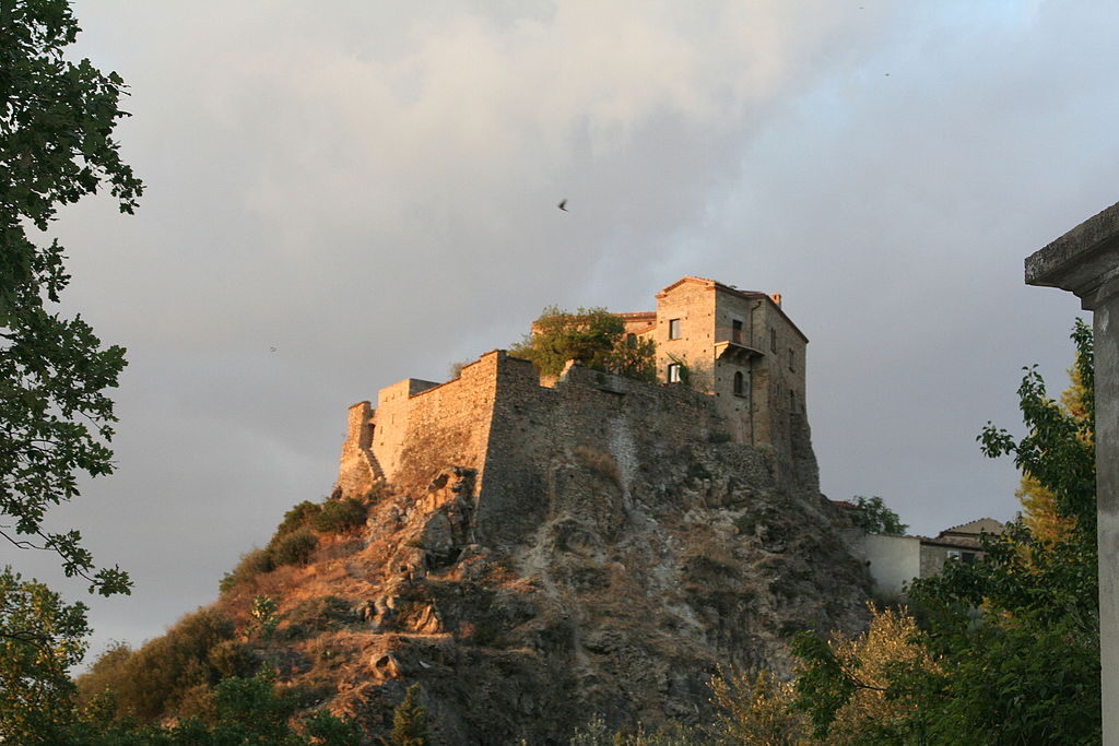 Valsinni - Castello Di Valsinni al tramonto