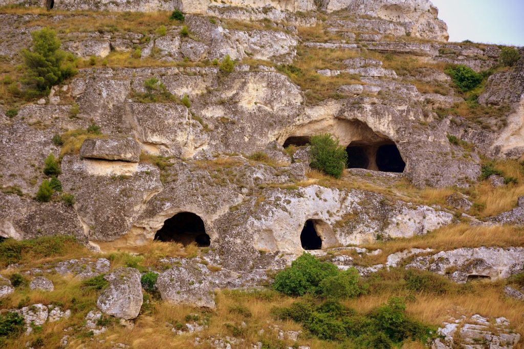 Turismo delle radici in Basilicata - Grotte in foto