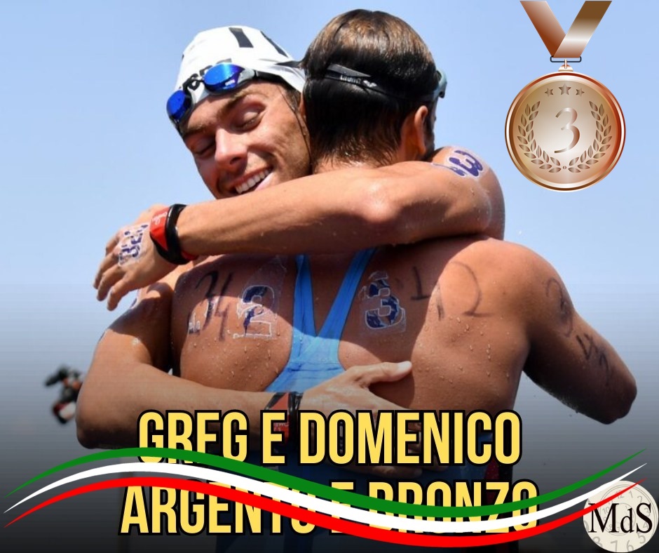 Domenico Acerenza est en bronze - Bronze en piscine