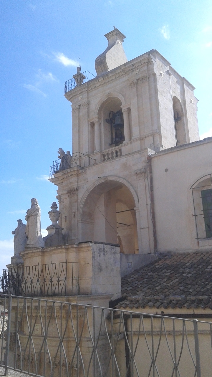 La torre campanaria della chiesa di San Paolo