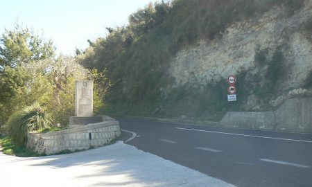 L'ingresso di Palazzolo: il giro d'Italia passerà da questa strada