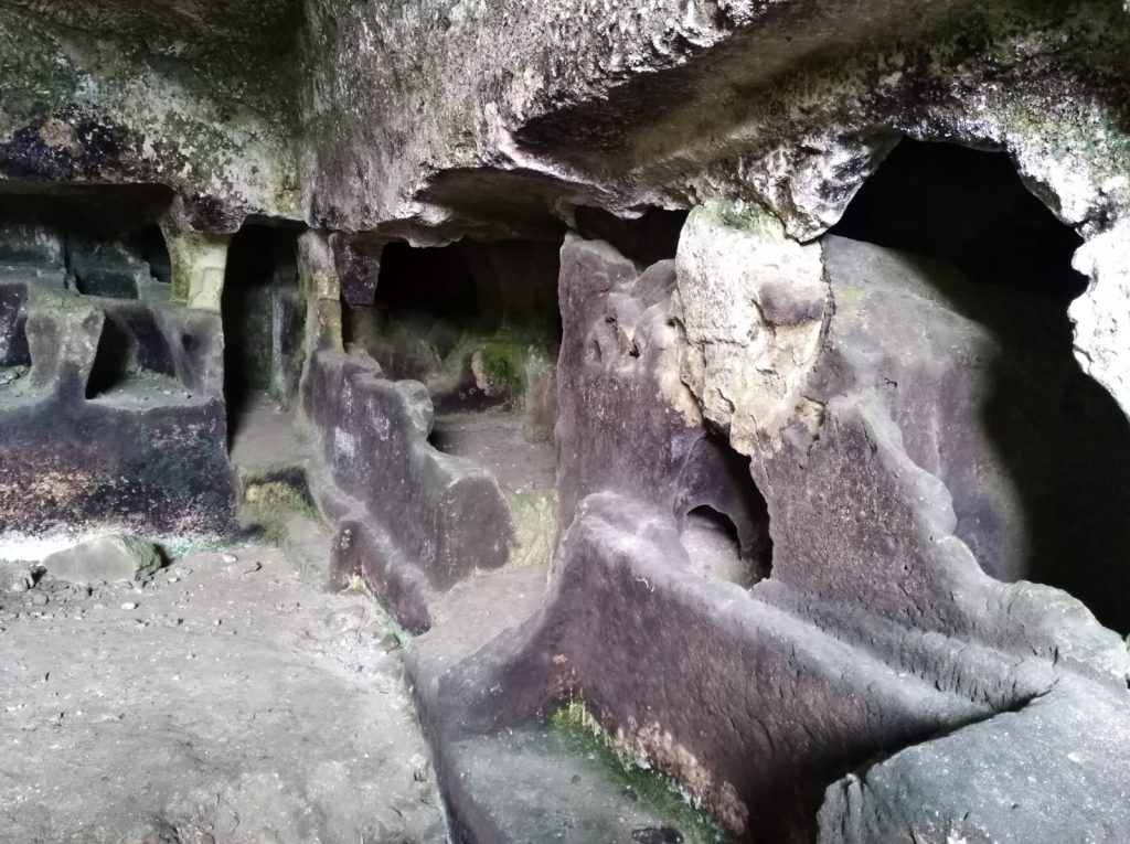 Le catacombe: Ipogeo Di Senebardo