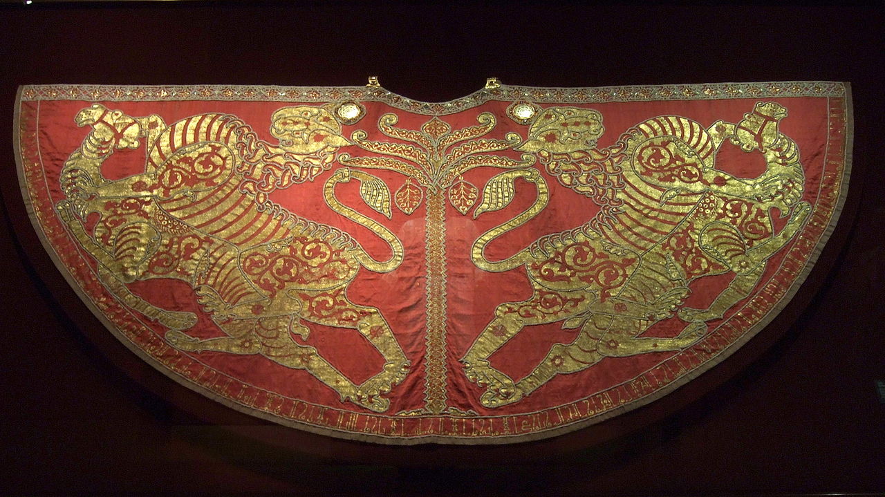 1280px Kroenungsmantel