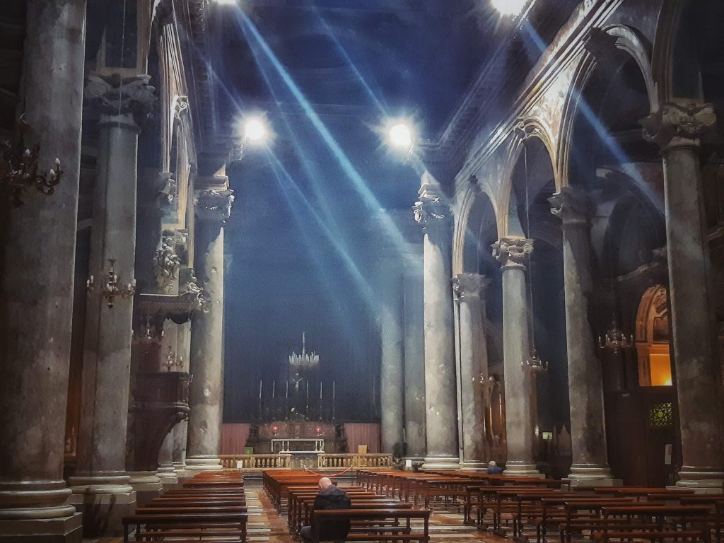 Grigio di Billiemi: la maestosità di San Giuseppe dei Teatini ph © Patrizia Grotta