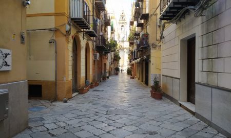 Via dell'Orologio a Palermo