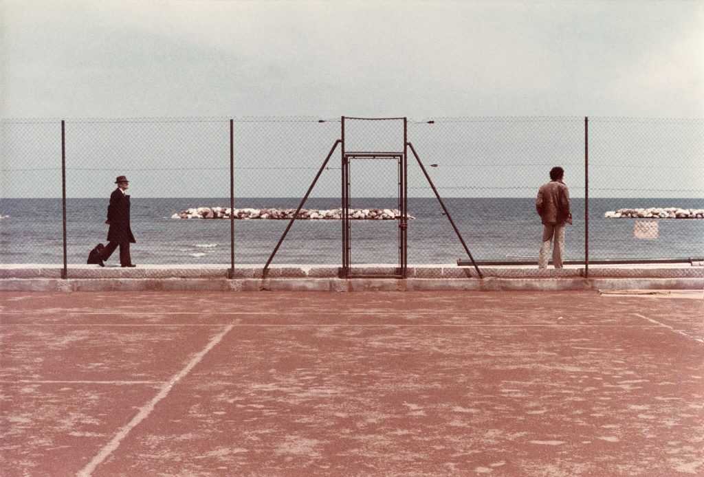 Le splendide fotografie di Luigi Ghirri in mostra a Parma