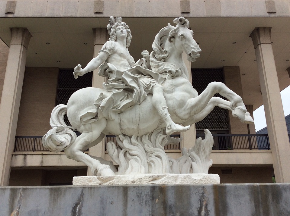 La statua equestre di Luigi XIV - copia della statua originale