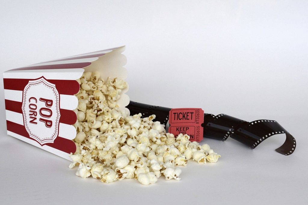 Cinema sulle acque - Popcorn E Pellicola Cinematografica