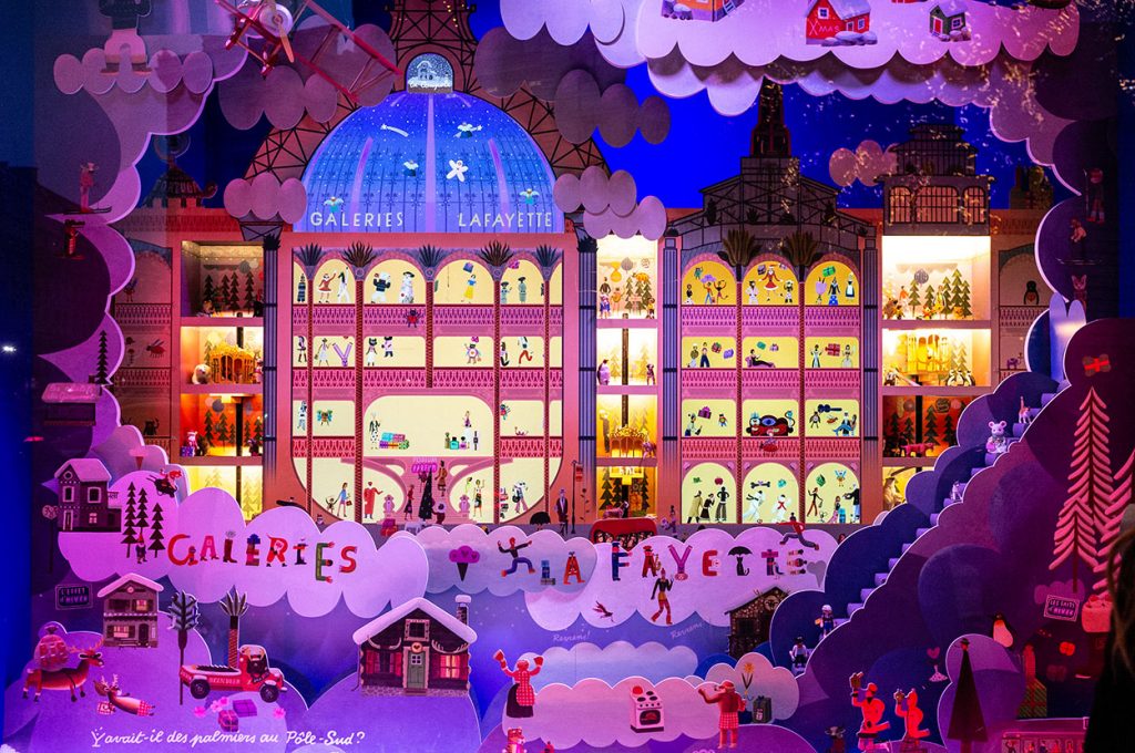 Le vetrine delle Galeries Lafayette - prospetto palazzo Lafayette