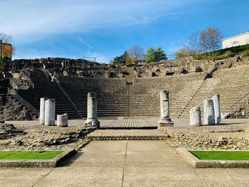 Lione patria di Caracalla - Anfiteatro in foto
