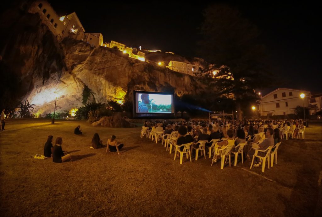 Cinemabulante Proiezione Allaperto
