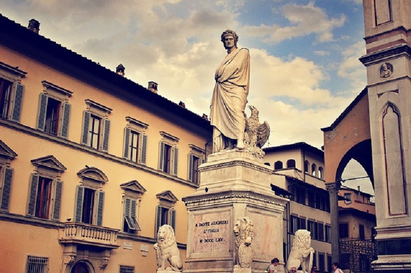 Dante - Estatua De Dante