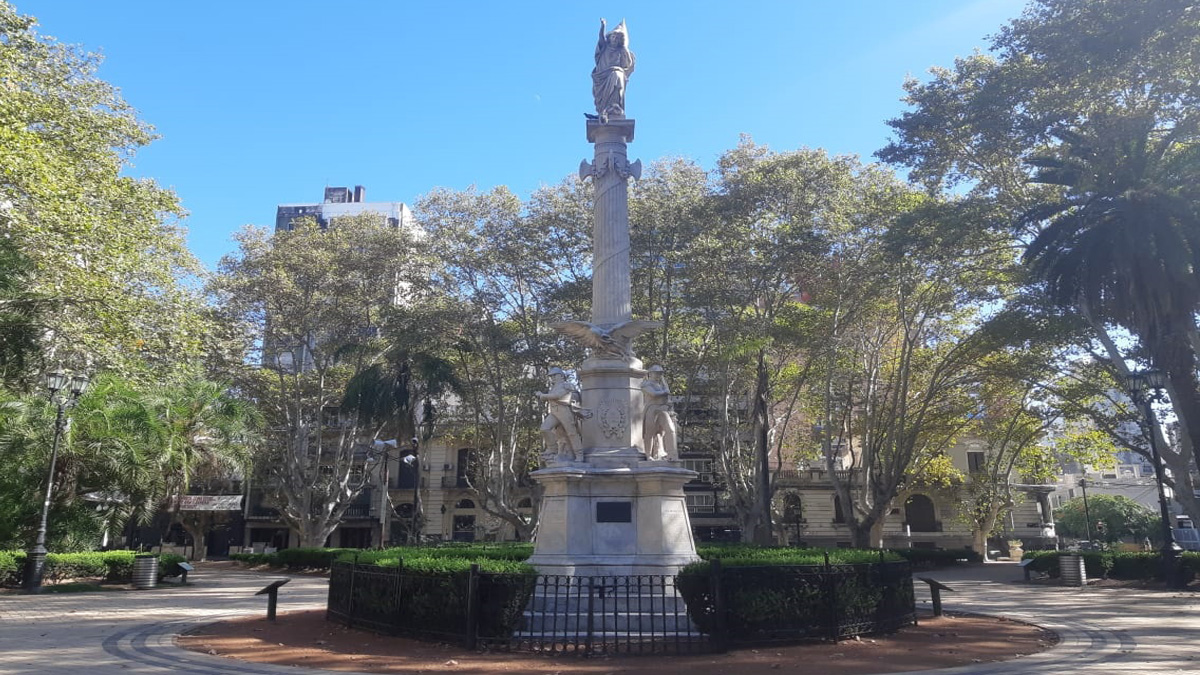 Circuito Belgrano - Plaza 25 De Mayo vista de frente