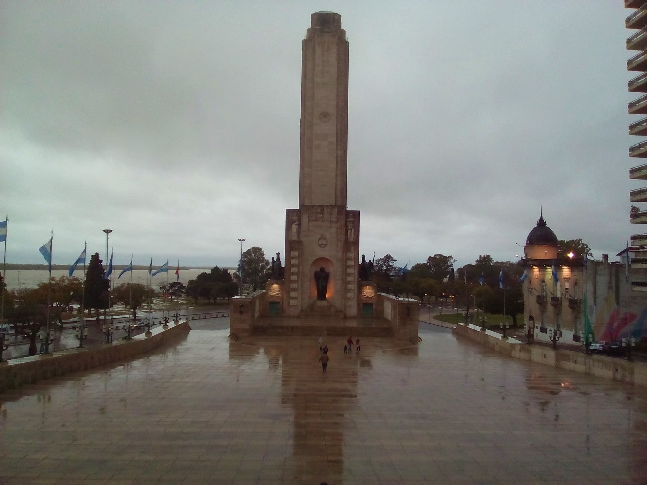 Tormenta de Santa Rosa - Monumento A La Bandera