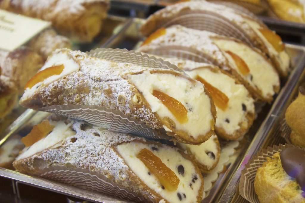 Cannoli - Cannoli Siciliano