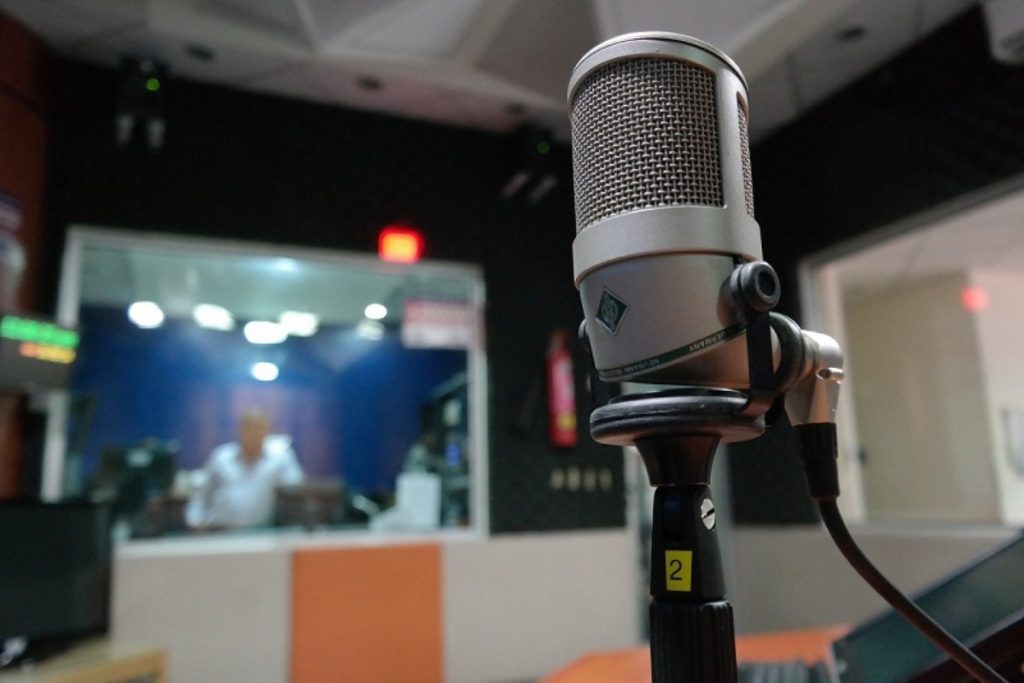 Radio - Estudio De Radio