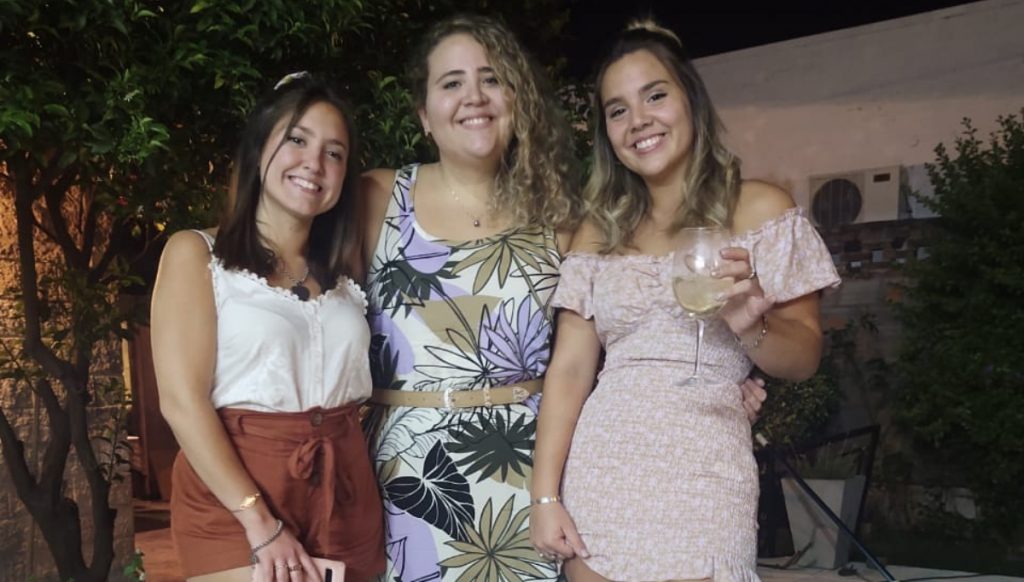 Un dulce homenaje - Hermanas Portada