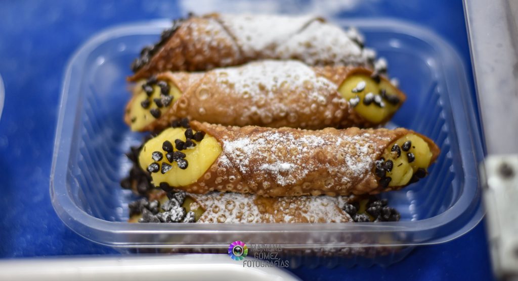 Las Colectividades - Cannoli