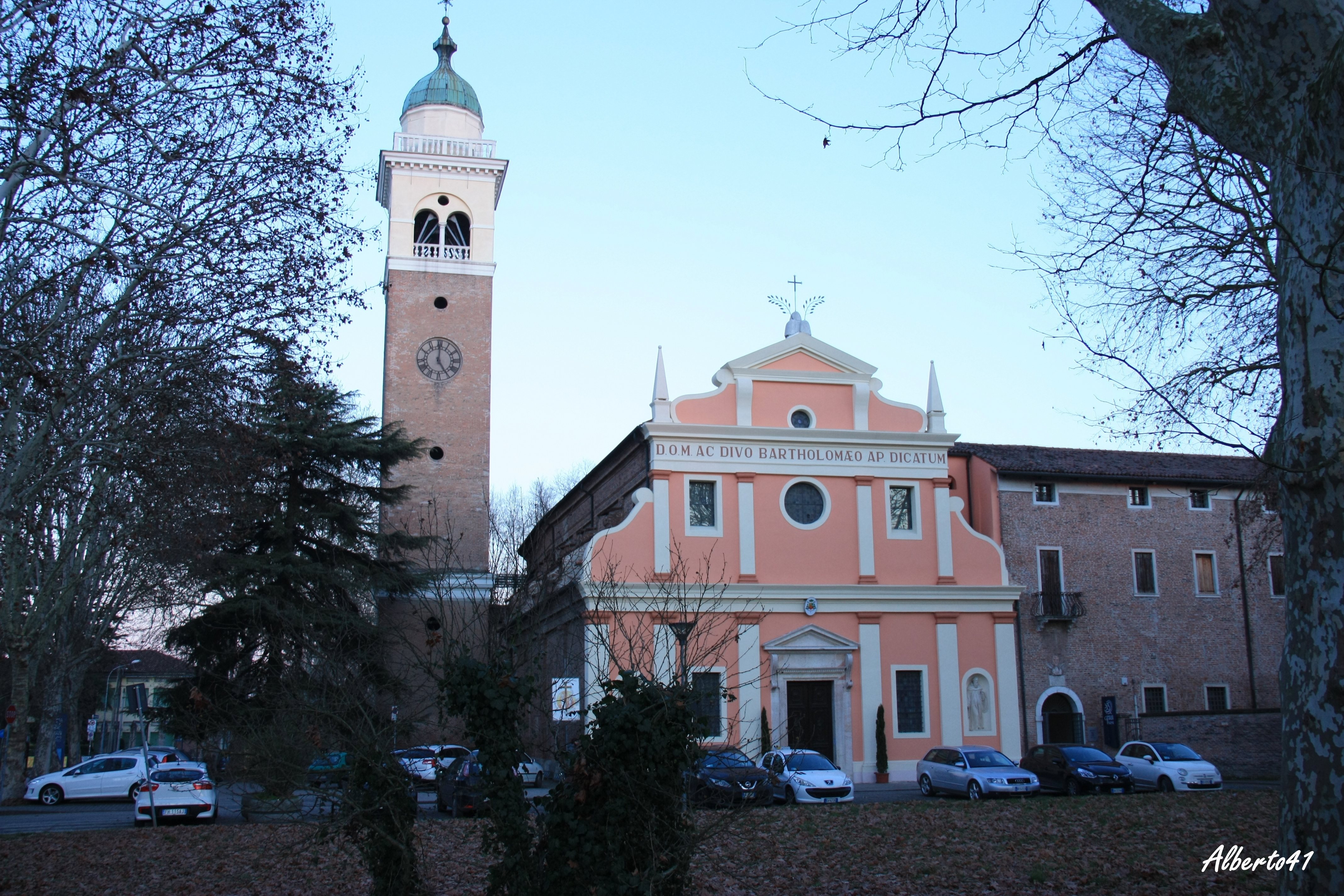 La Chiesa Di San Bartolomeo Accanto Al Chiostro La Bellezza Fuori Le Mura