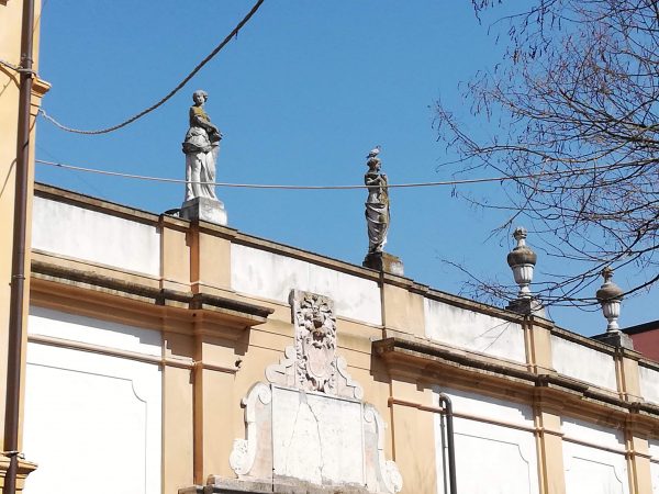 L'immagine della lapide posta dai Francesi davanti al vecchio ingresso del ghetto di Rovigo