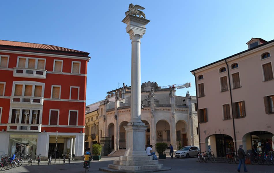 Il leone simbolo della Dominazione veneziana a Rovigo