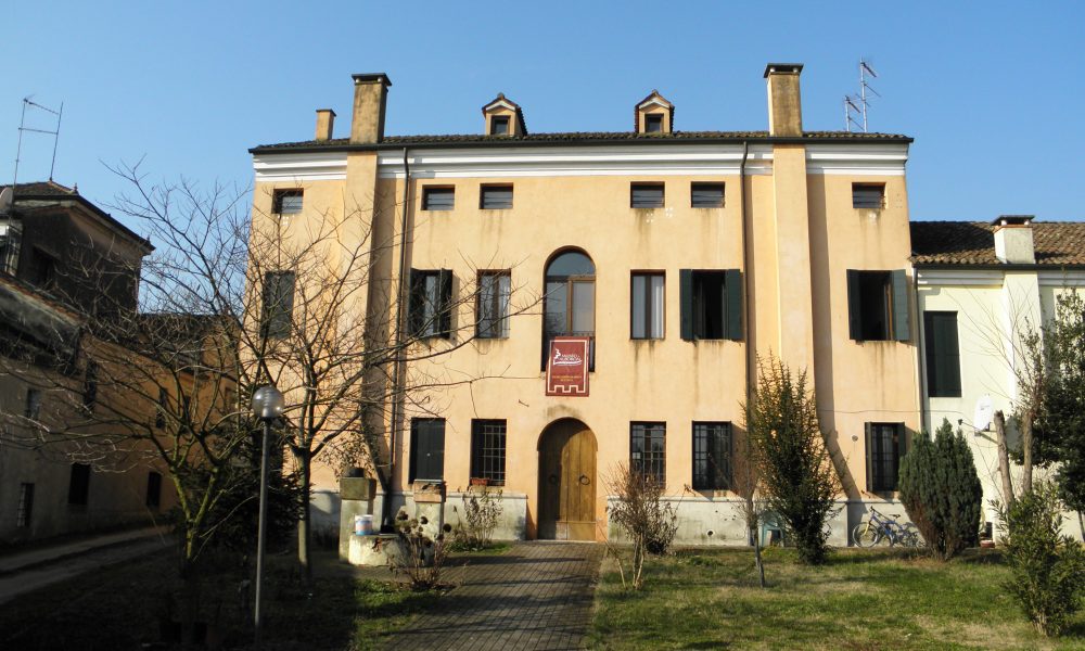 Palazzo Bighetti sede del museo Etnografico