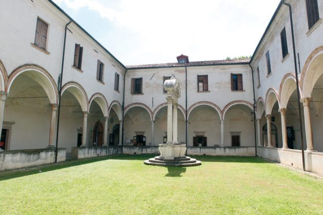 Il convento degli Olivetani che si salva nella Parte finale della dominazione francese