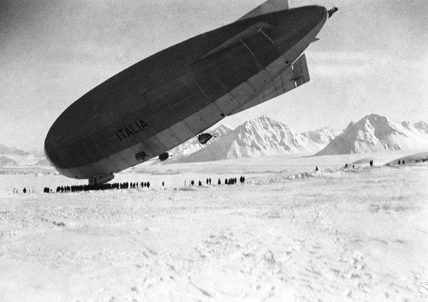 Il dirigibile Italia la cui storia si intreccia con uno degli Aviatori polesani