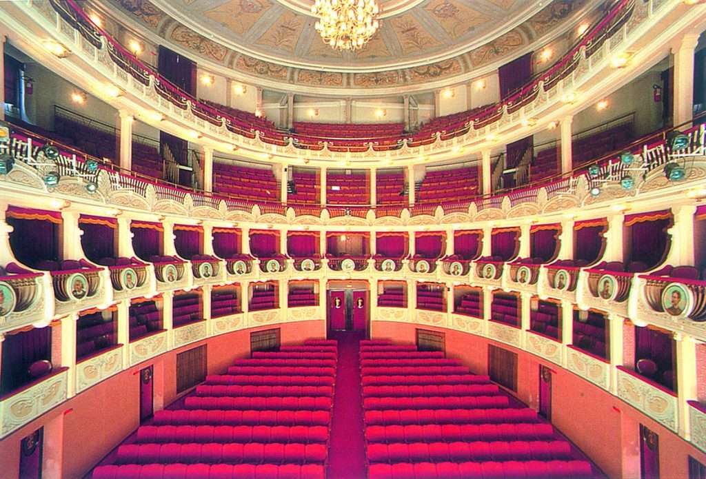 Rovigo il sociale ed il grande amore per il canto