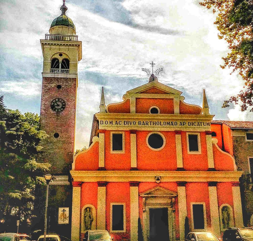 Da fuori a dentro le mura