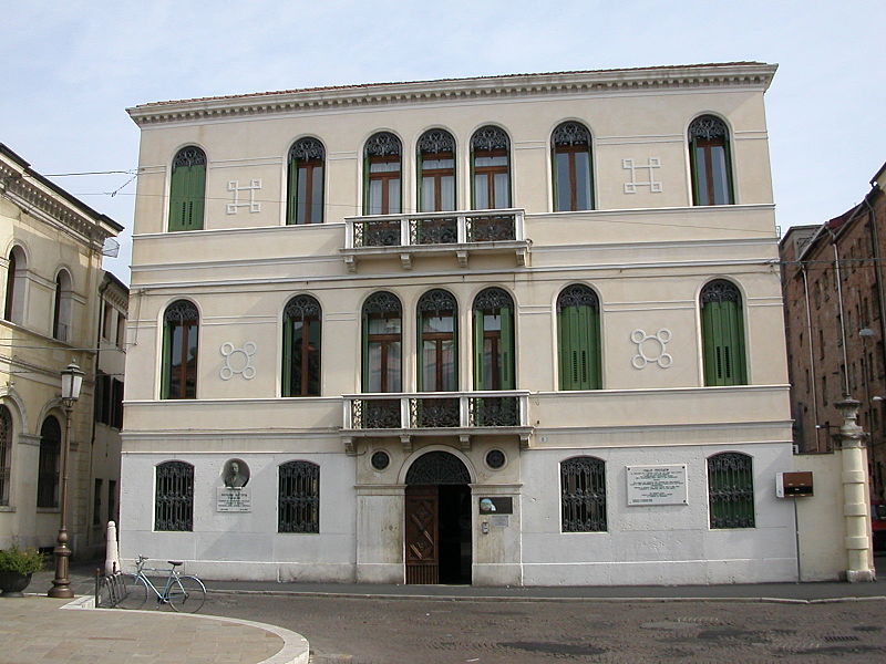 5e0f6a8ac920a 5e0f6a8ac920c800px Palazzo Ravenna Rovigo.jpg