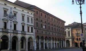 5e307868945b6 5e307868945c3800px Palazzo Roverella, Esterno Da Piazza Vittorio Emanuele Ii, Rovigo (2).jpg